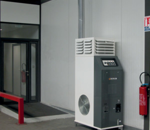 Stacjonarna nagrzewnica olejowa MASTER F 80