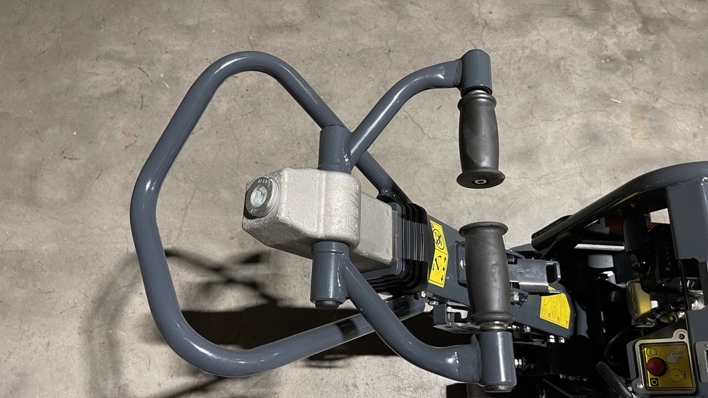 Zagęszczarka rewersyjna Altrad Belle RPX 35/50 Honda