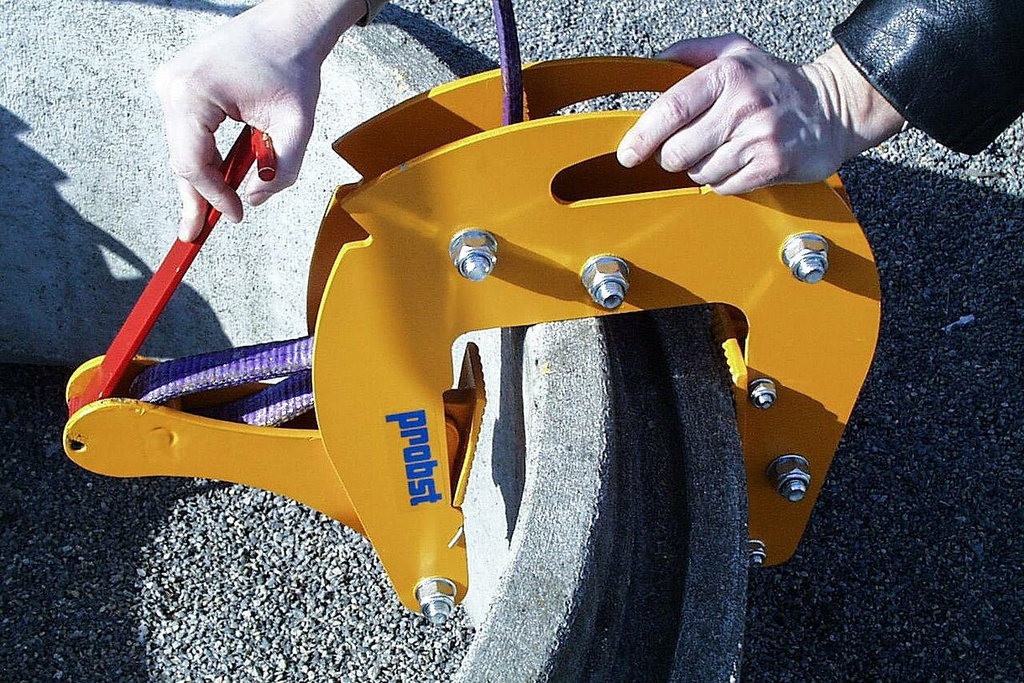 Zawieszany chwytak probst SRG-UNI-3-K do kręgów i stożków betonowych