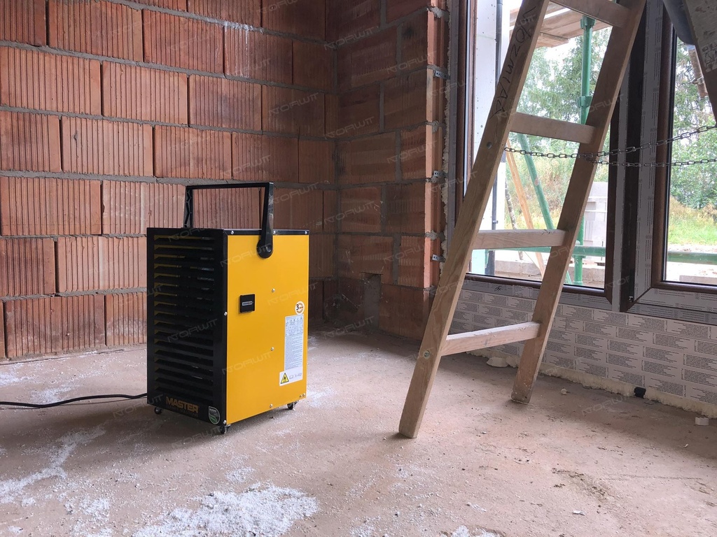 Osuszacz powietrza MASTER DH 732