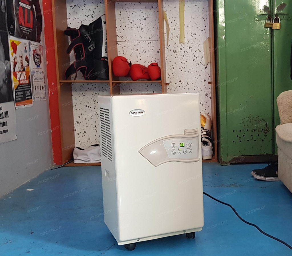 Osuszacz powietrza Master DH 721